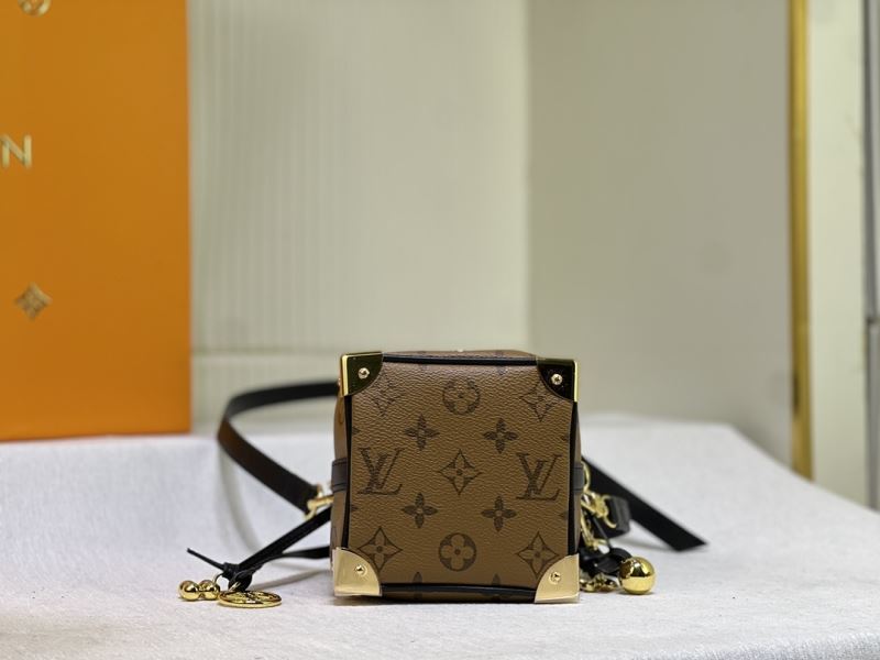 LV Bucket Bags